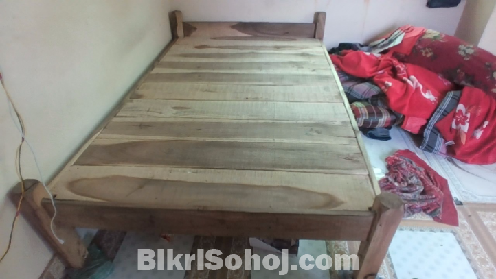 BED & TABLE FOR SELL.